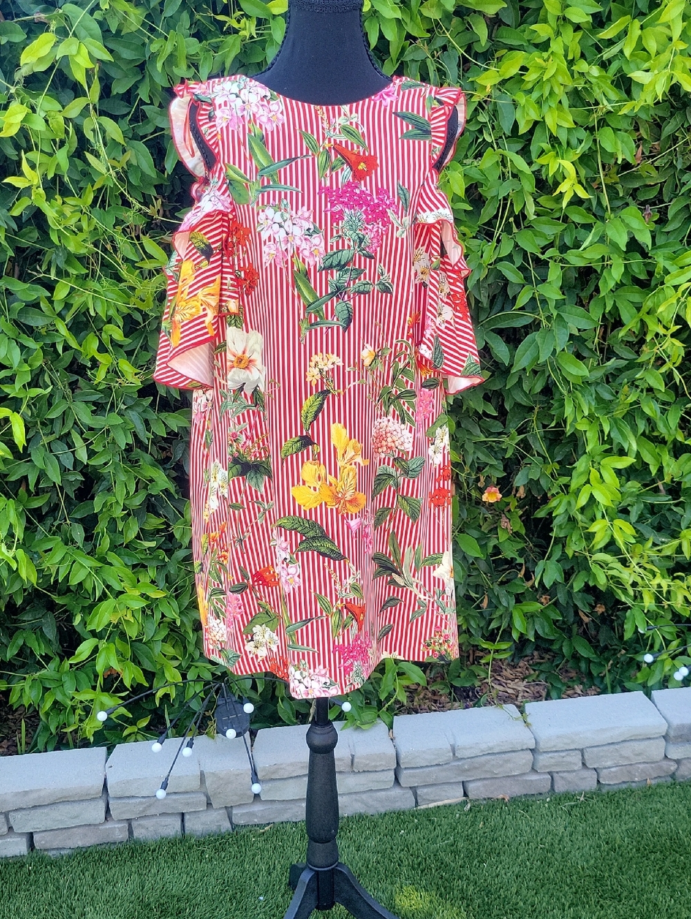 Zara Red & White Pinstripe Floral  Ruffle Sleeve Hawaiin Dress M